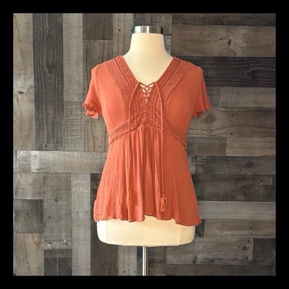 Torrid 00 brown peasant top boho chic flowy festival hippie crochet wanderlust - Picture 1 of 11